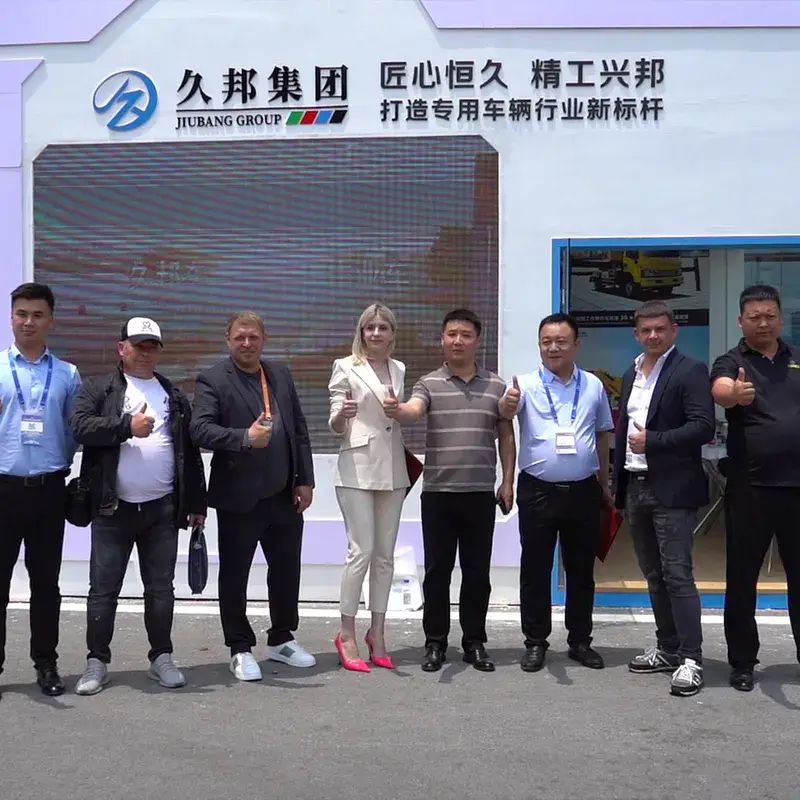 Bàn nâng tự hành 21m với chức năng hoạt động trên không và nền tảng làm việc điện hình ảnh 26-description