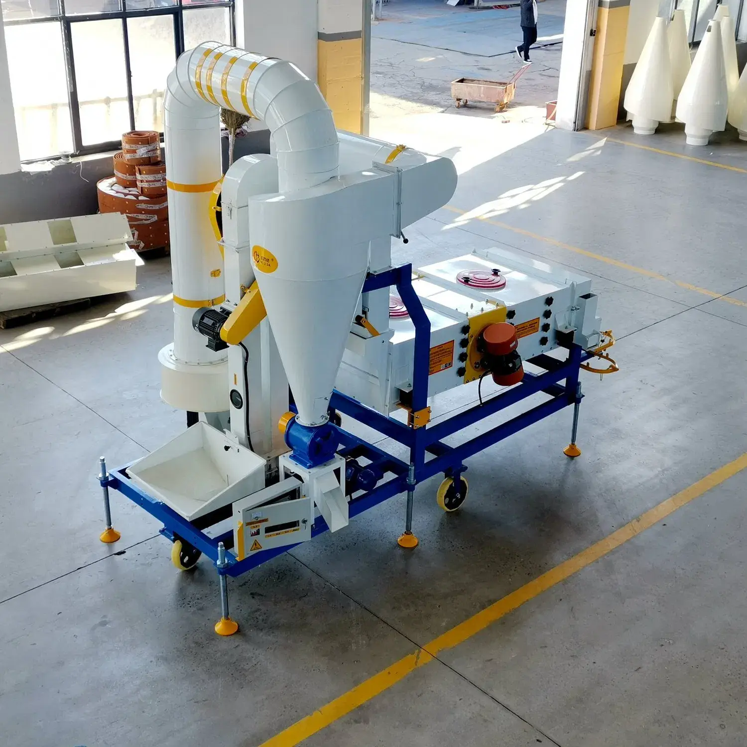 Máy chăm sóc và xử lý hạt mè hiệu quả