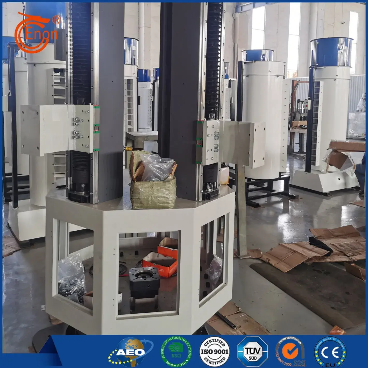 Cánh tay robot công nghiệp giúp tăng hiệu suất sản xuất với độ chính xác cao