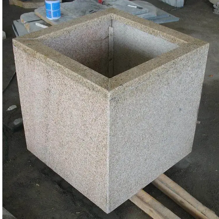 Chậu hoa đá granite mịn, thiết kế đơn giản dành cho dự án trồng cây vườn