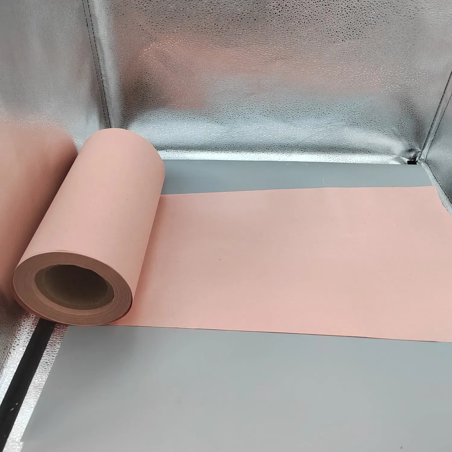 Giấy chống thấm một mặt dành cho việc sử dụng trong ngành thực phẩm và dược phẩm