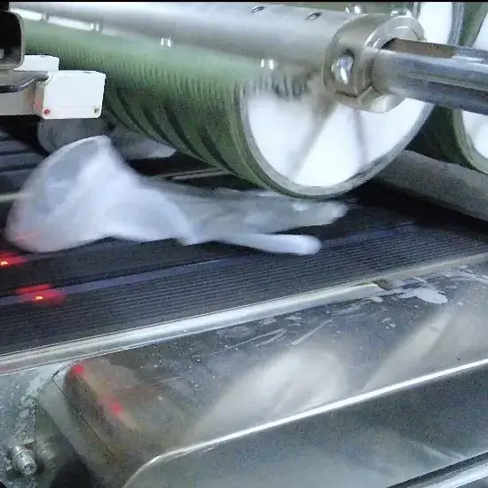 Máy xếp găng tay tự động và hệ thống đếm thông minh - Tối ưu hóa quy trình hoạt động