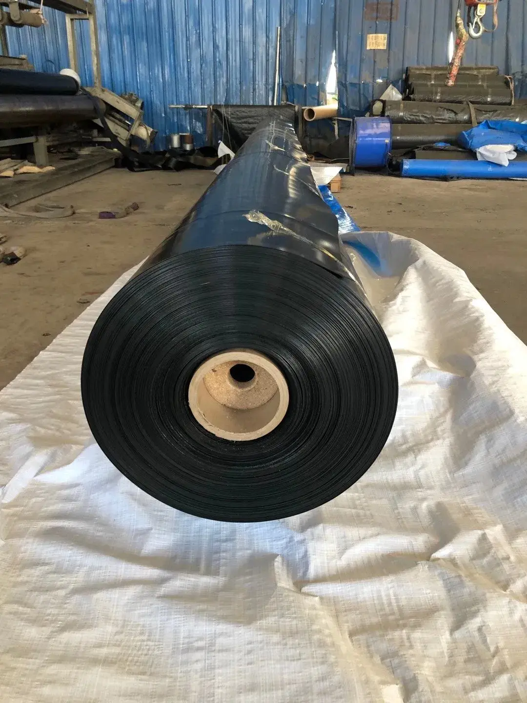 Lớp lót hồ chứa HDPE đa dạng kết cấu 20mil 30mil 40mil 60mil - Sản phẩm chất lượng cao
