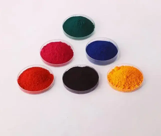 Đa dạng màu sắc nhuộm cho sản phẩm nhựa