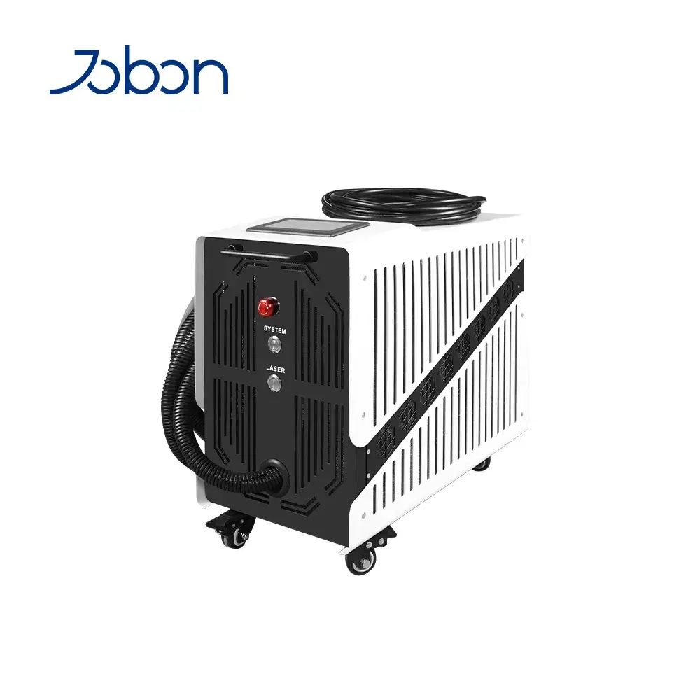 Máy làm sạch bằng laser xung 300W - Giải pháp di động hiệu quả cho việc loại bỏ gỉ sét, sơn, dầu trên vali, túi xách và gỗ