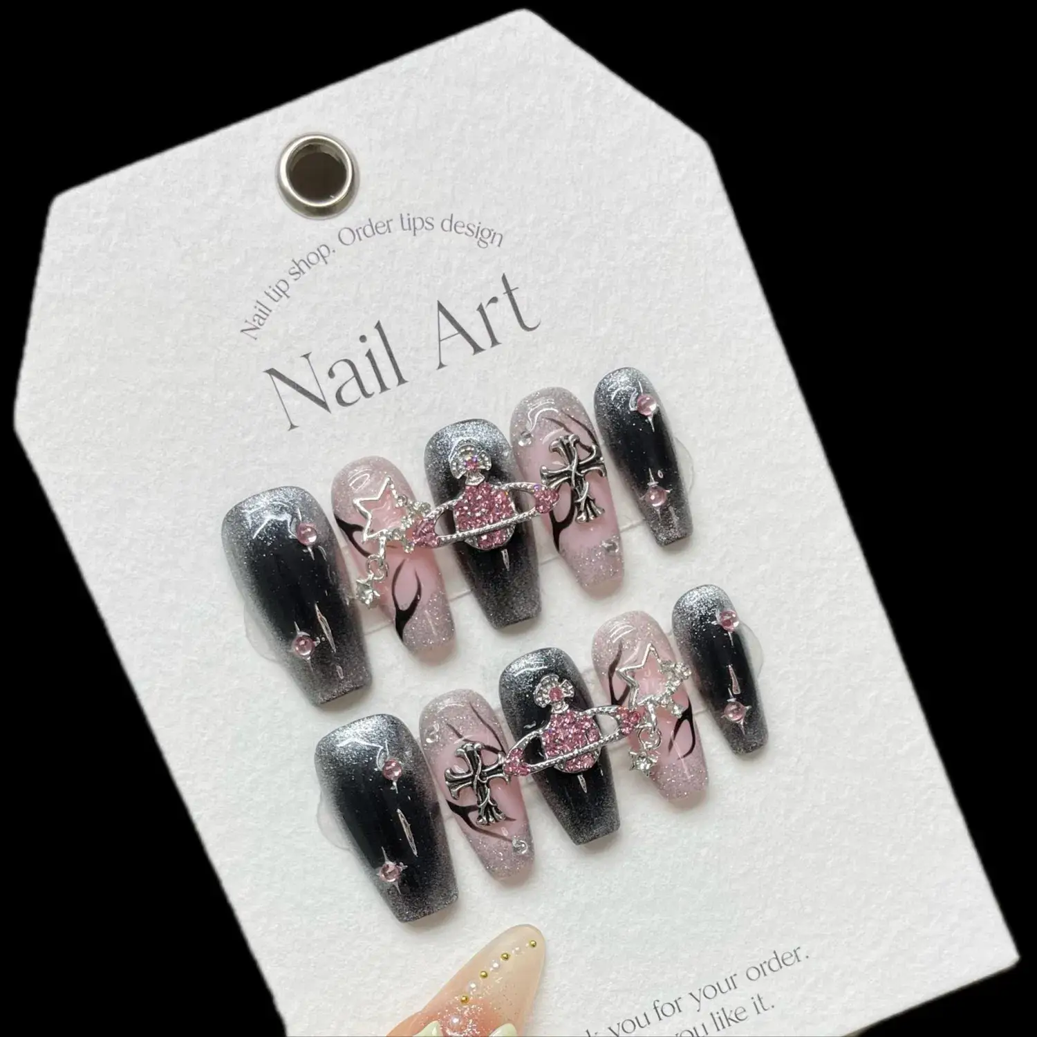 Bộ sưu tập Nail Art Spice Girls Hồng Ngọc với Phong Cách Thu Công Độc Đáo