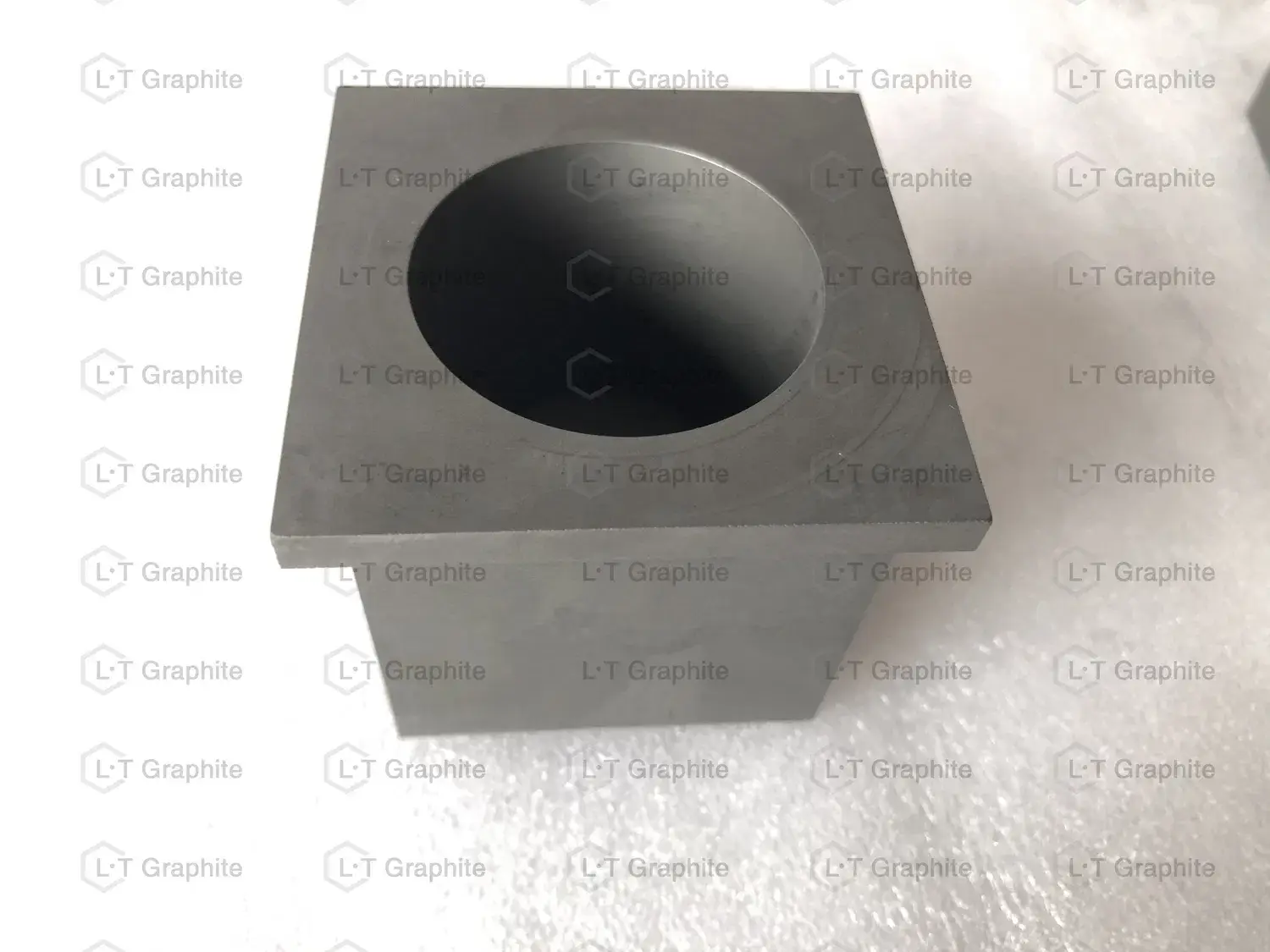 Chậu nấu chảy đồ gốm vuông chống oxi hóa, bóng cao từ than chì