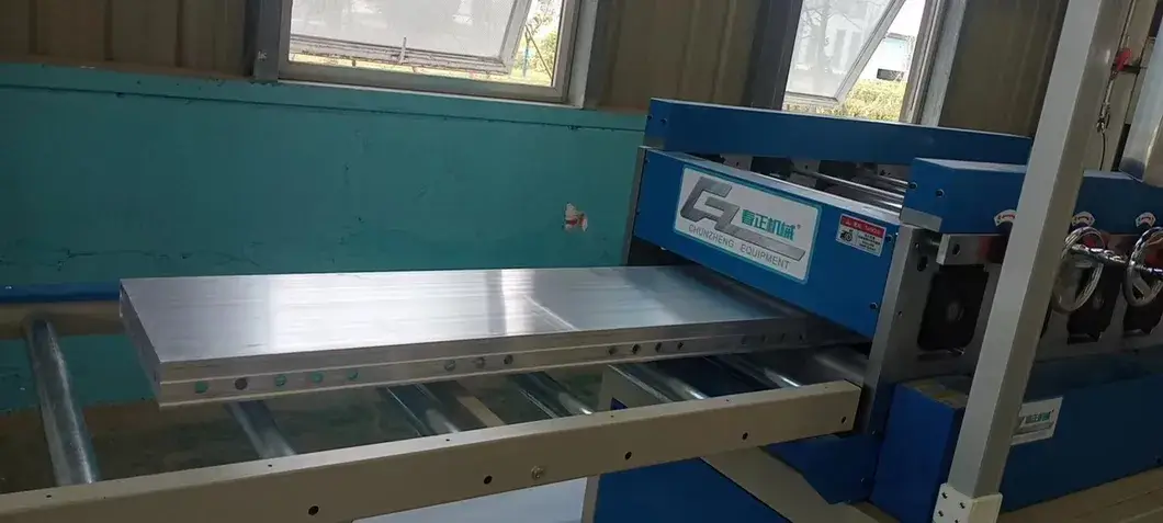 Bảng bê tông chất lượng cao phục vụ cho việc đúc mịn trong các dự án xây dựng hình ảnh 13-description