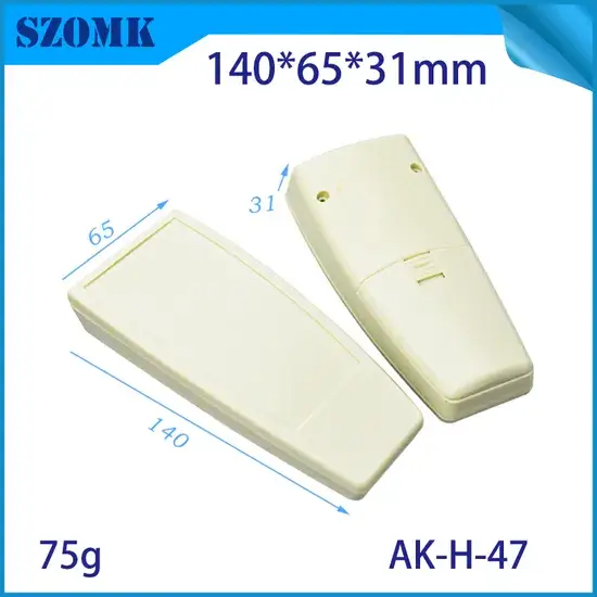 Hộp cầm tay bằng nhựa Szomk IP54 - Thiết kế độc đáo và tiện lợi