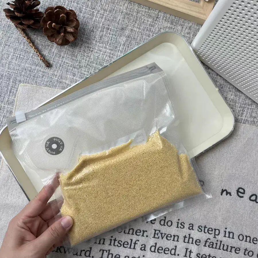 Túi đựng đồ vật bằng nhựa trong suốt có khóa zip tiện lợi hình ảnh 15-description