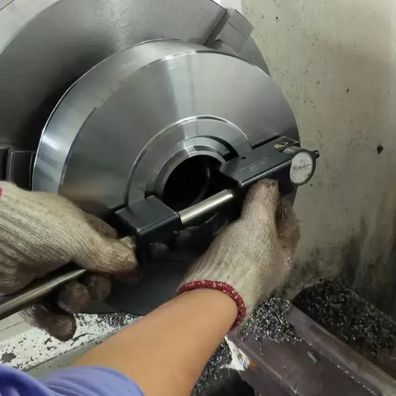 Phụ tùng ô tô: Các bước rèn trục tuabin trục khuỷu chất lượng cao