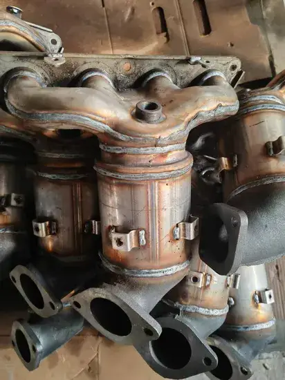 Bộ chuyển đổi xúc tác ba chiều tương thích với đa dạng các loại xe