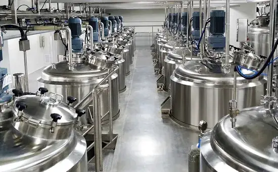 Máy trộn chân không dùng để đồng hóa sản phẩm có độ nhớt cao