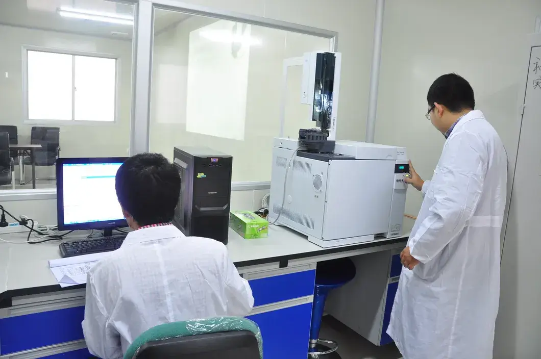 Bình xịt khử trùng xe chứa tỉ lệ cồn 75% - Sản phẩm khử trùng xe và rửa tay hình ảnh 22-description