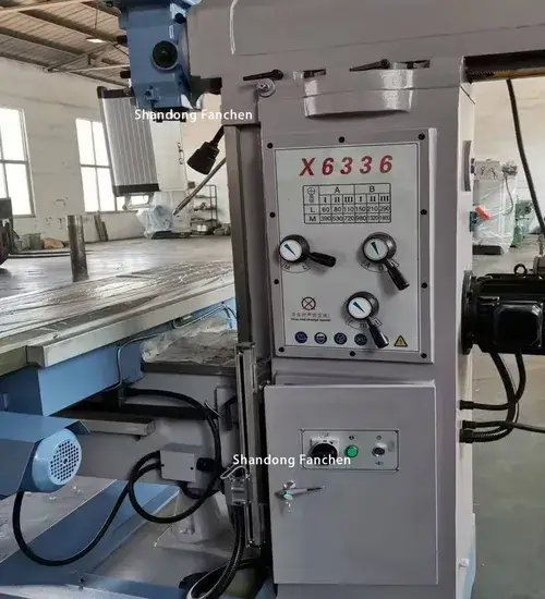 Đầu phay đa năng: Công cụ phay linh hoạt theo cả chiều dọc và chiều ngang