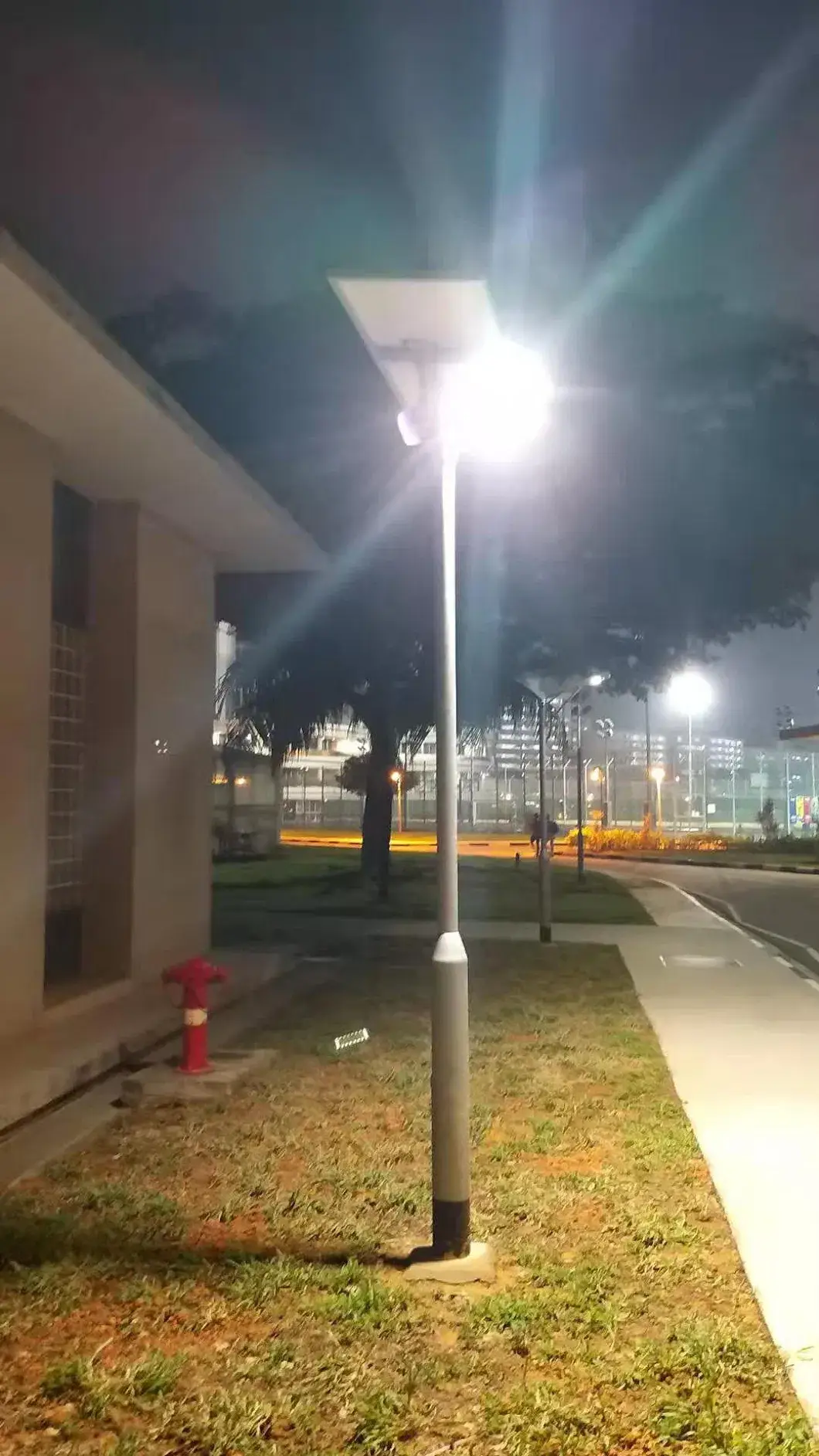 Bảng chống nước năng lượng mặt trời LED: Giải pháp chiếu sáng đường ngoại trời tiện lợi hình ảnh 13-description
