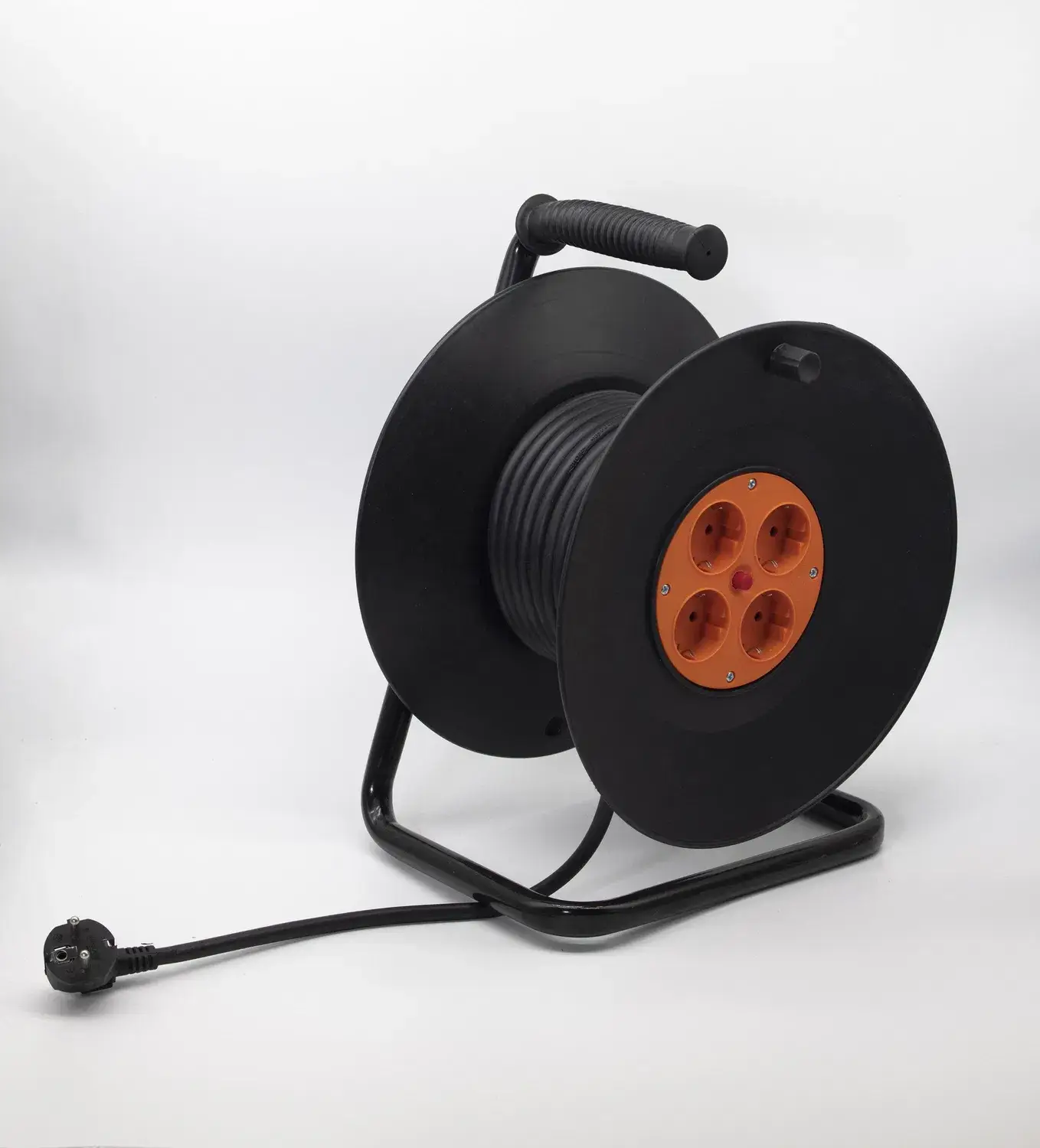 Nhà máy Wellsdiy - Sản phẩm cuộn cáp điện bằng nhựa loại châu Âu với tính năng bảo vệ nhiệt