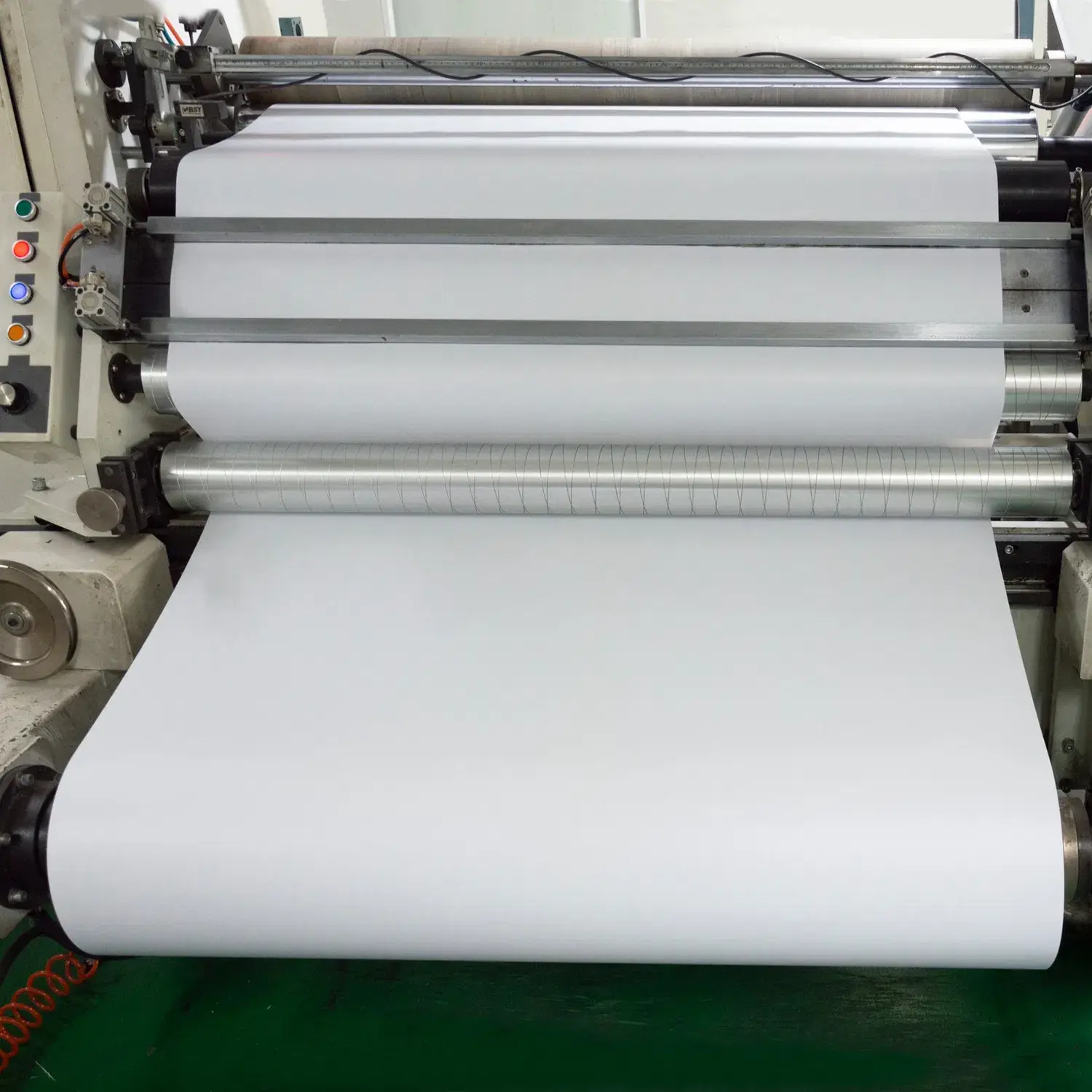 Tấm PVC cứng trắng gia công bề mặt mờ - chất lượng in ấn tốt nhất