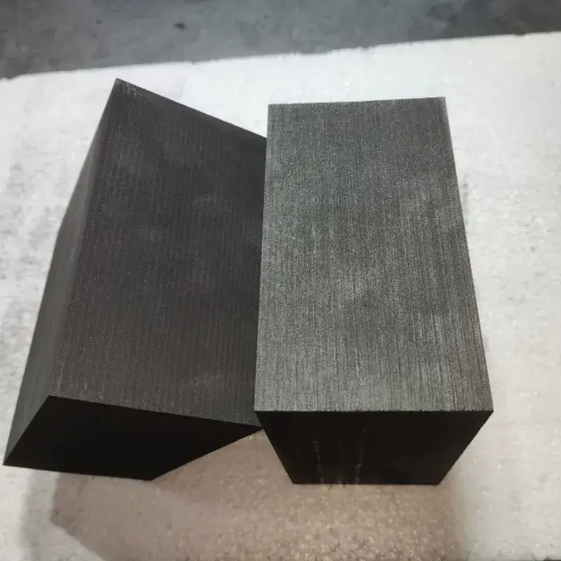 Gạch graphite chịu nhiệt độ cao tùy chỉnh cho ngành công nghiệp nhôm - Bảng báo giá buôn mới nhất