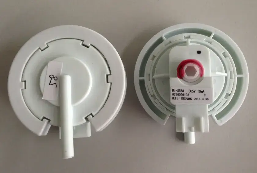 Cảm biến áp suất điện tử WL-86B đạt tiêu chuẩn RoHS, phù hợp với máy giặt cửa trên của hãng Toshiba