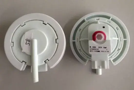 Cảm biến áp suất điện tử WL-86B đạt tiêu chuẩn RoHS, phù hợp với máy giặt cửa trên của hãng Toshiba