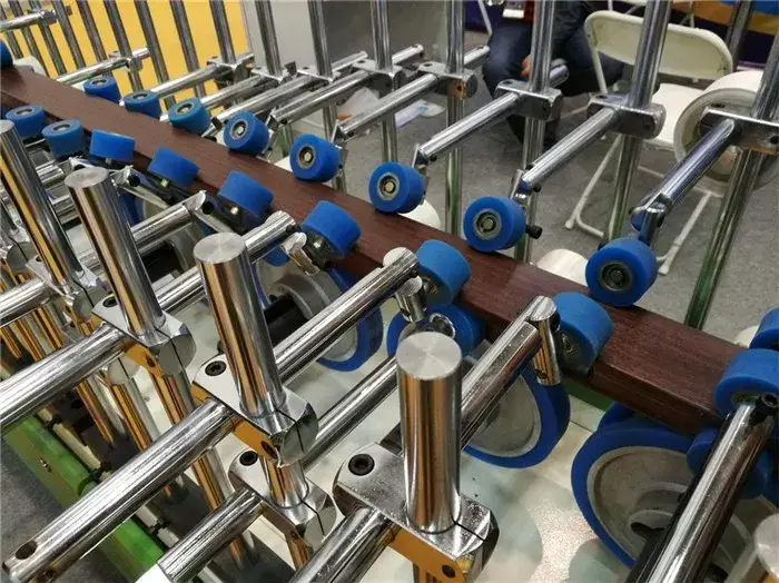 Máy cuốn lớp phủ nhựa cho gỗ và các loại phế liệu hình ảnh 15-description