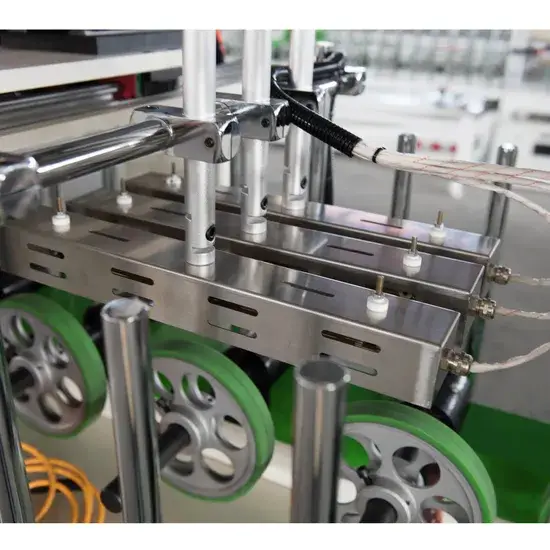 Máy cuốn lớp phủ nhựa cho gỗ và các loại phế liệu