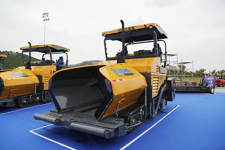 Bộ máy rải đường bằng thép trên đường asphan 9m XCMG RP903: Giải pháp hoàn hảo cho việc hoàn thiện đường bằng nhựa đường hình ảnh 14-description