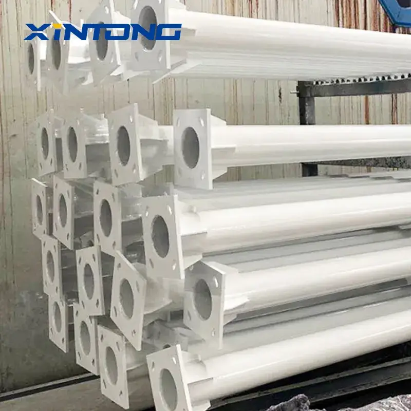 Cột đèn đường LED bền bỉ với lớp mạ kẽm chống gỉ Xintong và thiết kế tiện lợi
