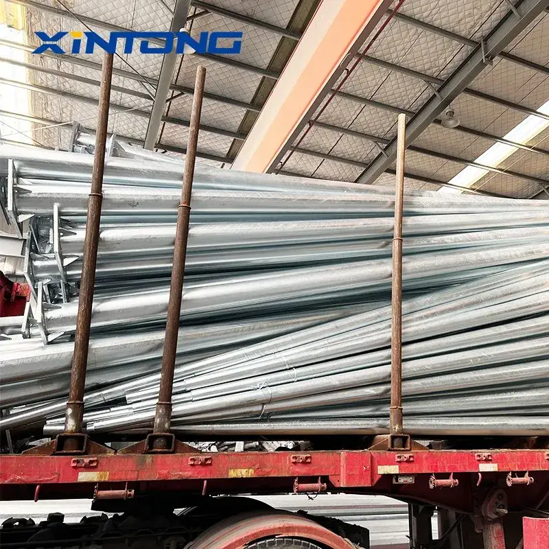 Cột đèn đường LED bền bỉ với lớp mạ kẽm chống gỉ Xintong và thiết kế tiện lợi