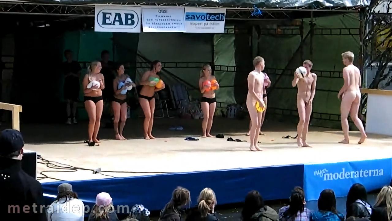 Sex Men Sinh viên đại học nhảy khỏa thân lộ cu