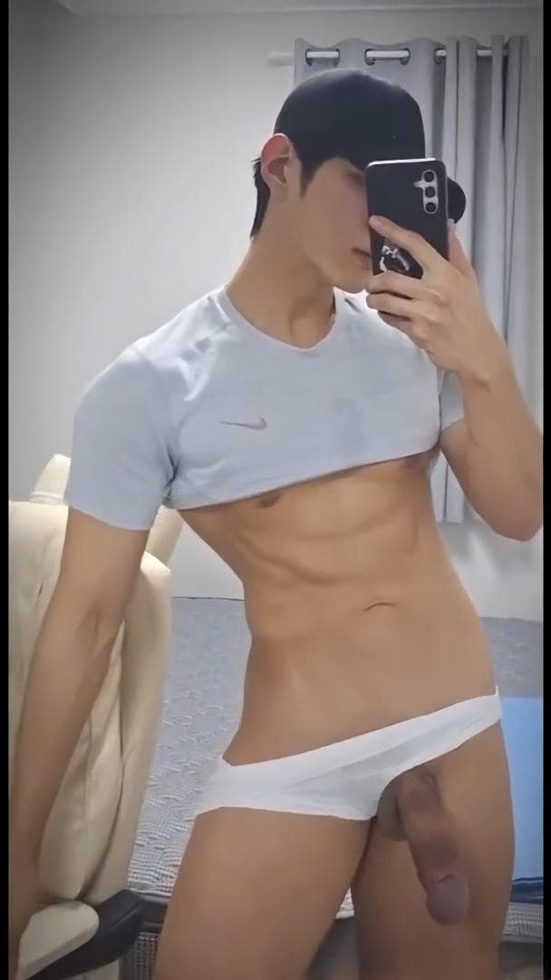Korean muscular guy with big dick sex men