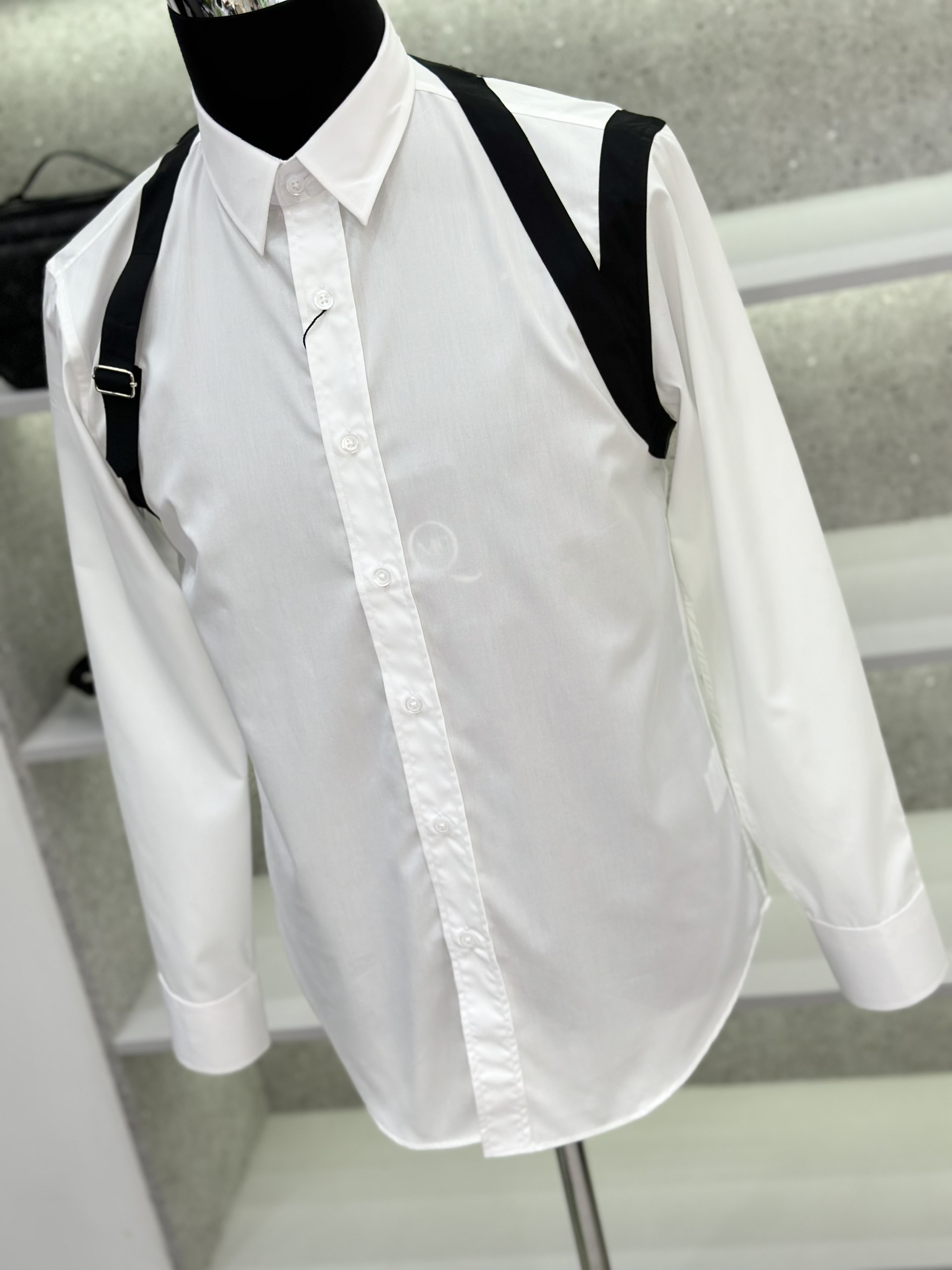 Áo sơ mi dài tay McQueen MCQ Trắng trơn phối vạt vai Đen Like Auth on web VTN