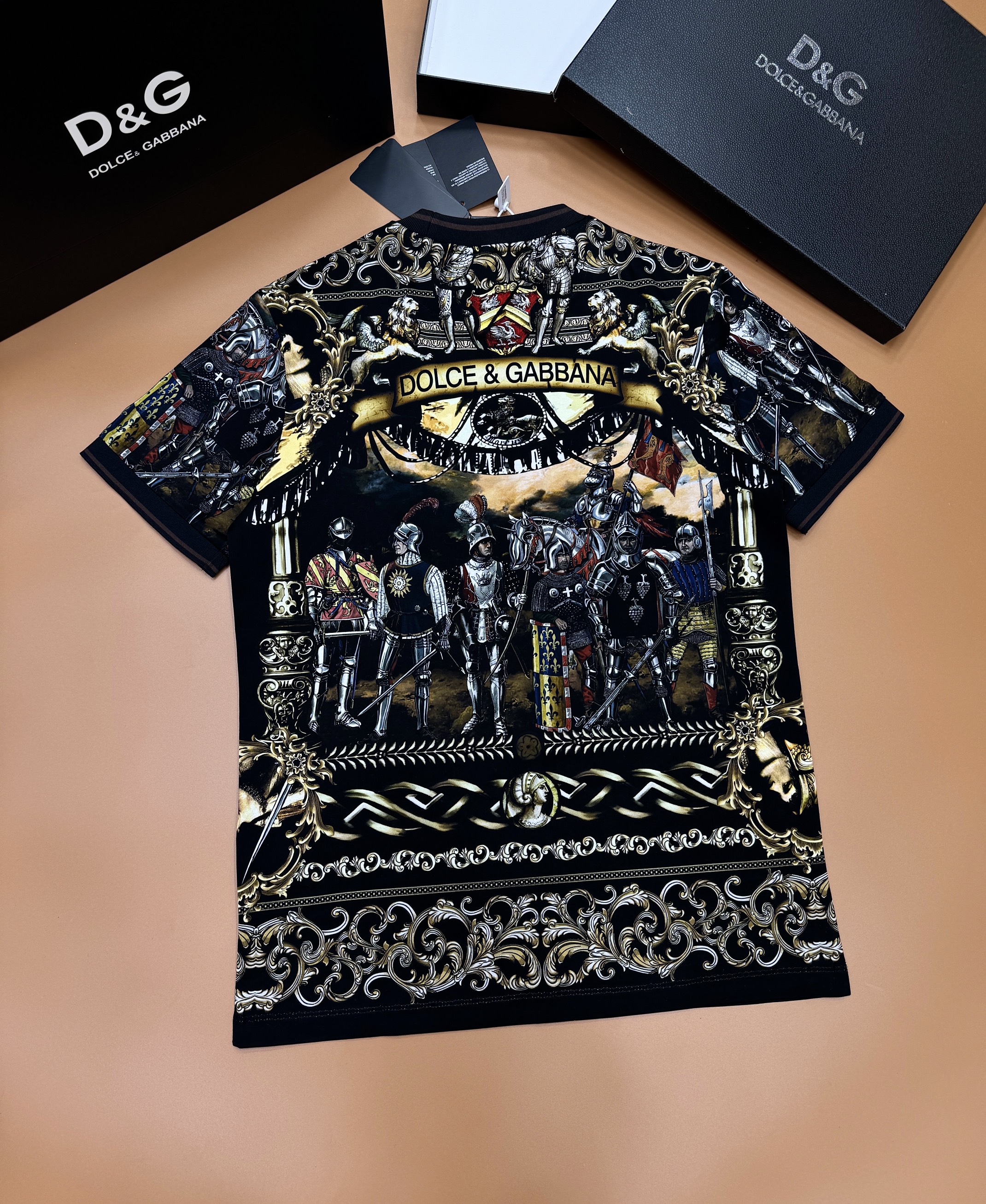 Áo phông T-shirt Dolce Gabbana DG họa tiết Mắt Like Auth on web MK CD
