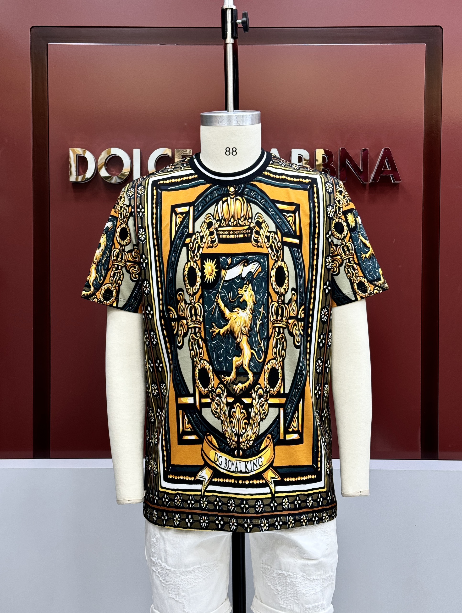 Áo phông T-shirt Dolce Gabbana DG họa tiết sư tử quý tộc Like Auth on web CD LK