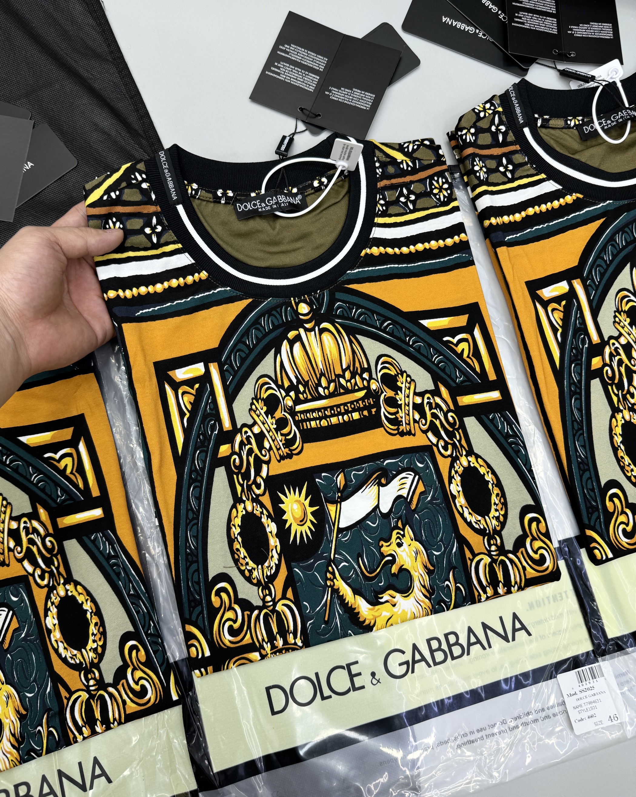 Áo phông T-shirt Dolce Gabbana DG họa tiết sư tử quý tộc Like Auth on web CD LK