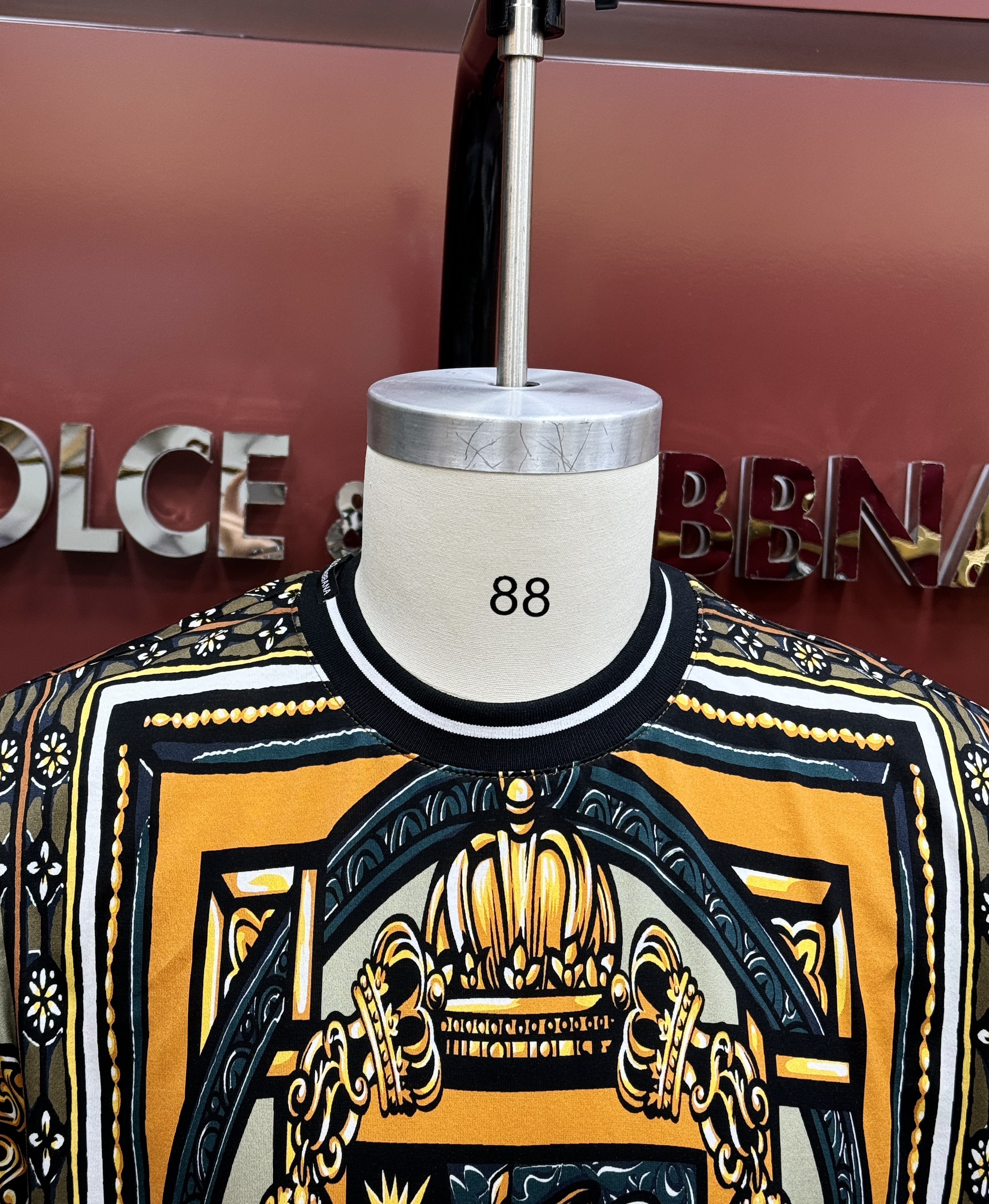 Áo phông T-shirt Dolce Gabbana DG họa tiết sư tử quý tộc Like Auth on web CD LK