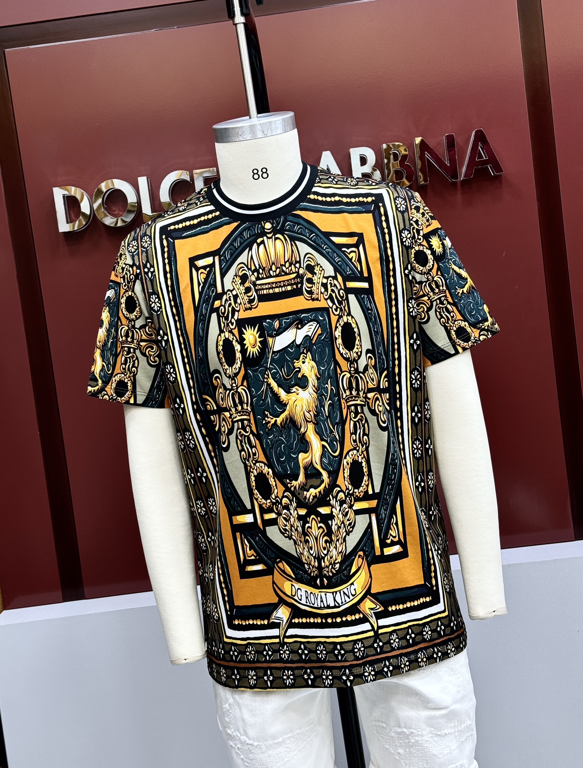 Áo phông T-shirt Dolce Gabbana DG họa tiết sư tử quý tộc Like Auth on web CD LK