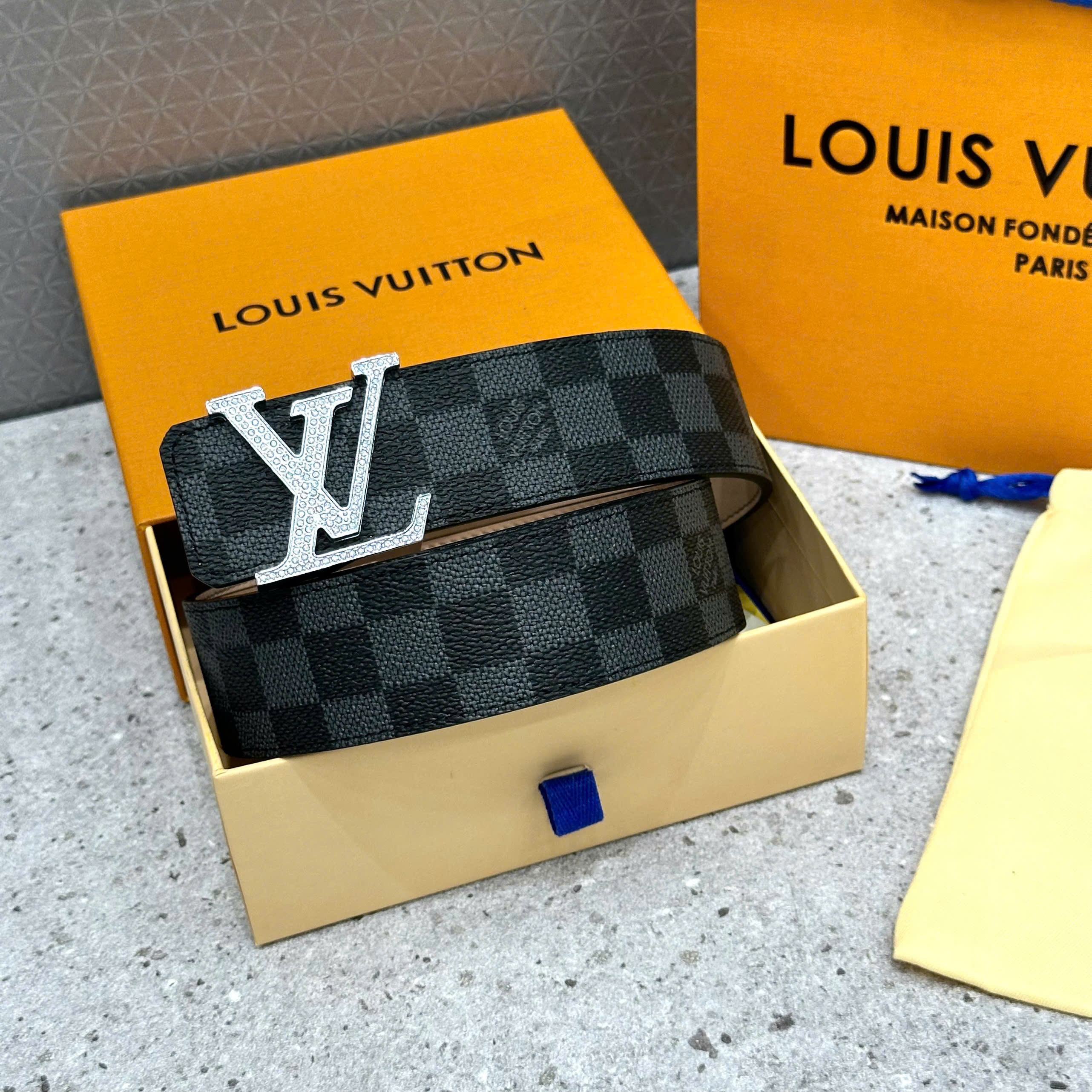 Thắt lưng, dây nịt, belt Louis Vuitton LV các mẫu các mẫu size 85-110cm Like Auth 1-1 on web fullbox VTN