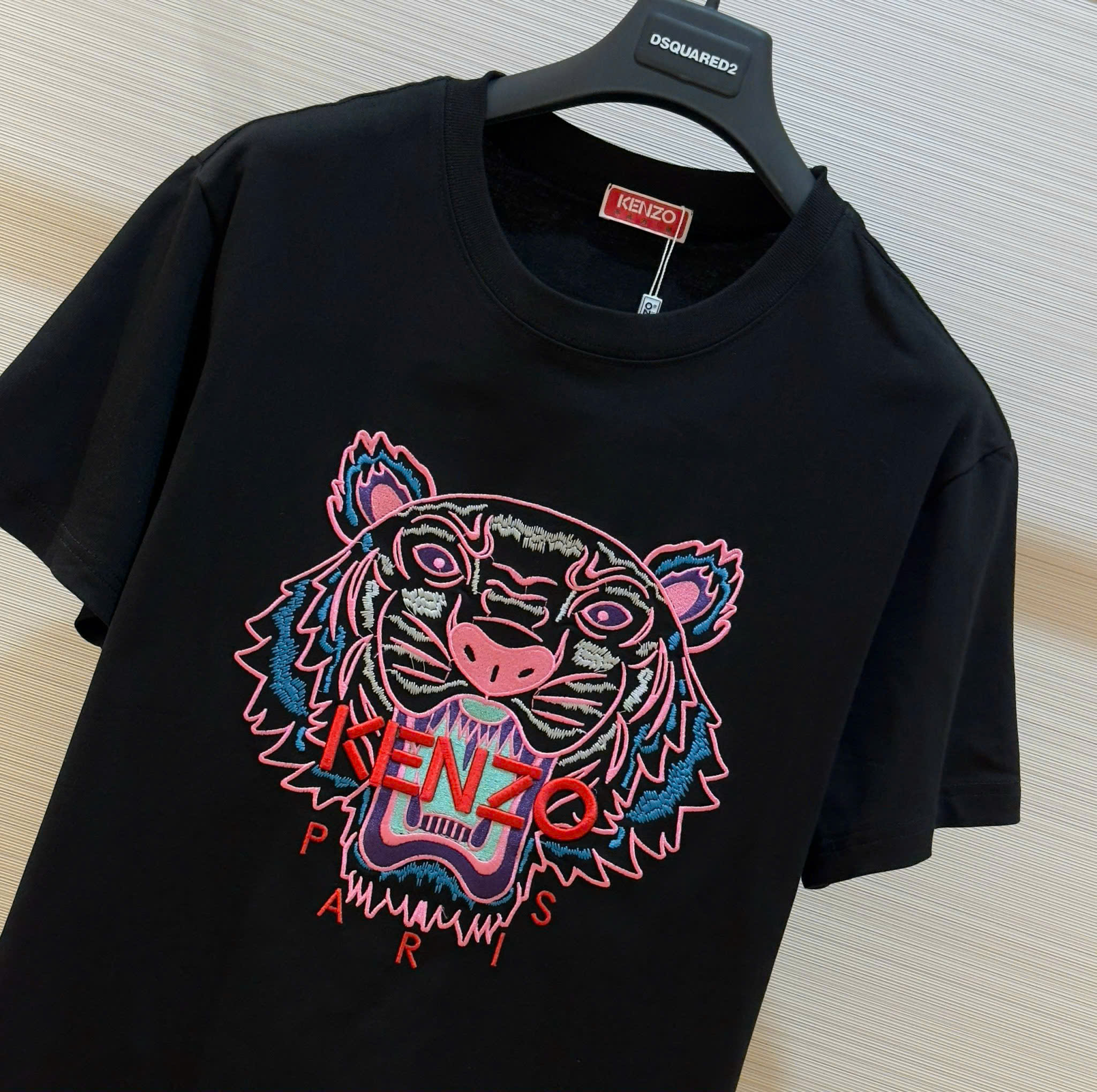 Áo phông T-shirt Kenzo KZ Đen họa tiết Hổ Hồng logo chữ Đỏ thêu Like Auth on web DDT