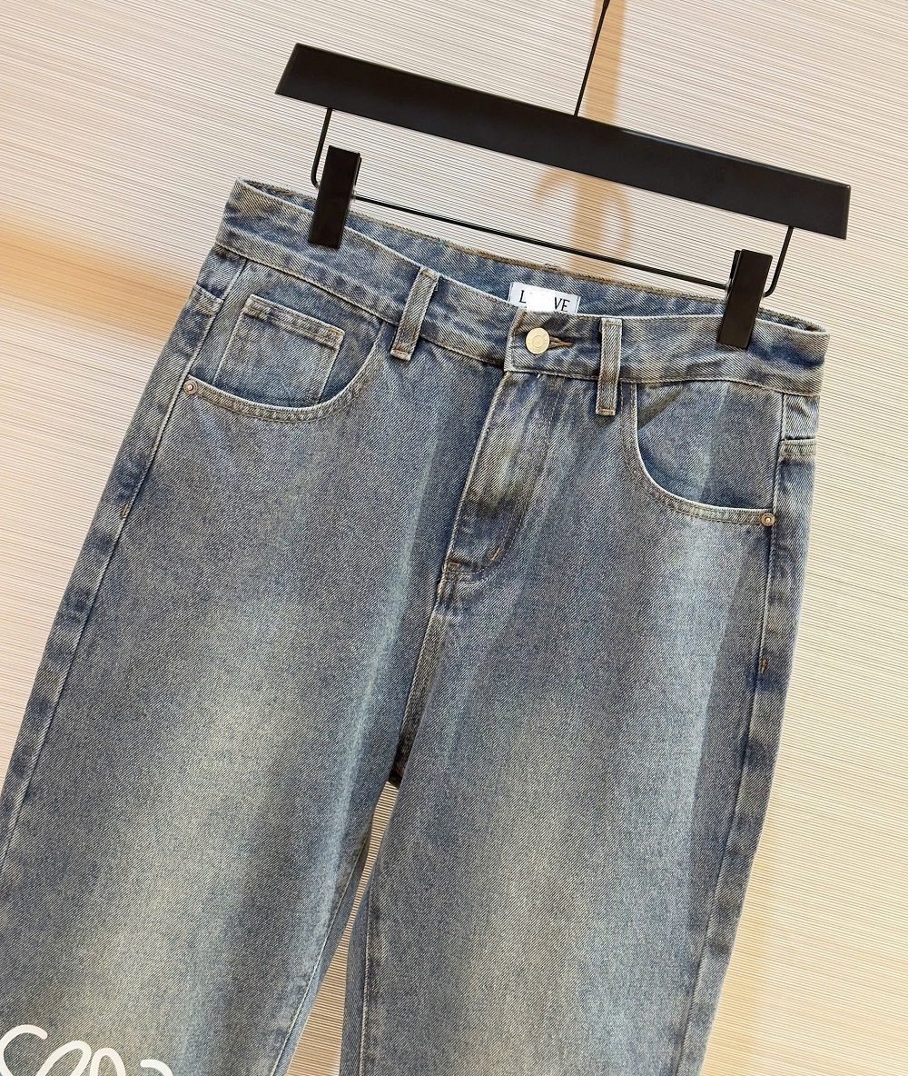 Quần Jean ống suông Loewe LW Xanh bạc logo gối Like Auth on web DDT