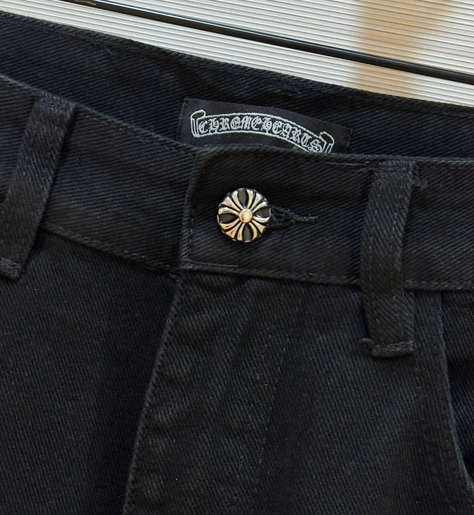 Quần Jean ống suông Chrome Heart CH Đen họa tiết logo chữ thập Xanh Trắng thêu Like Auth on web DDT