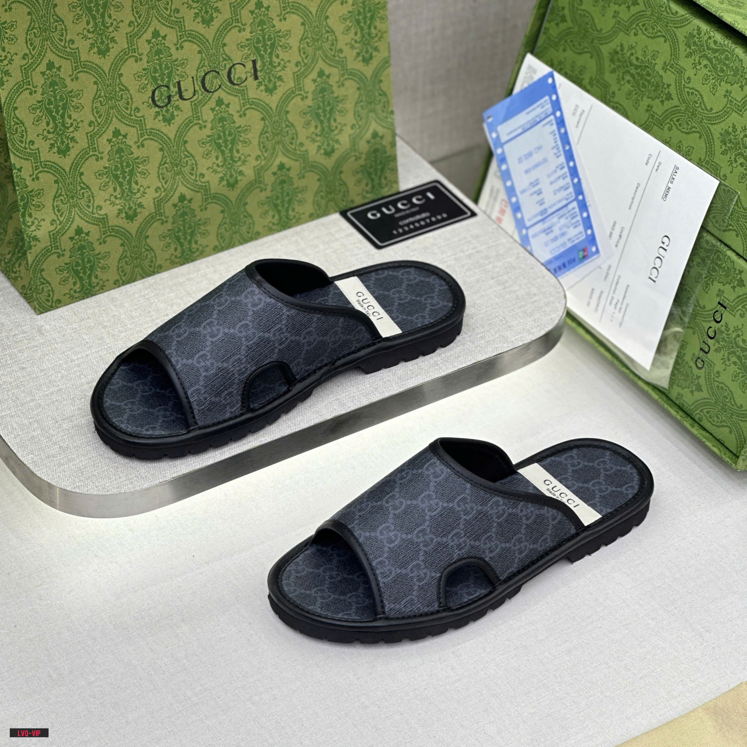 Dép lê quai ngang Gucci GC Đen họa tiết monogram logo GG viền da Like Auth on web fullbox bill thẻ LVQ DDT