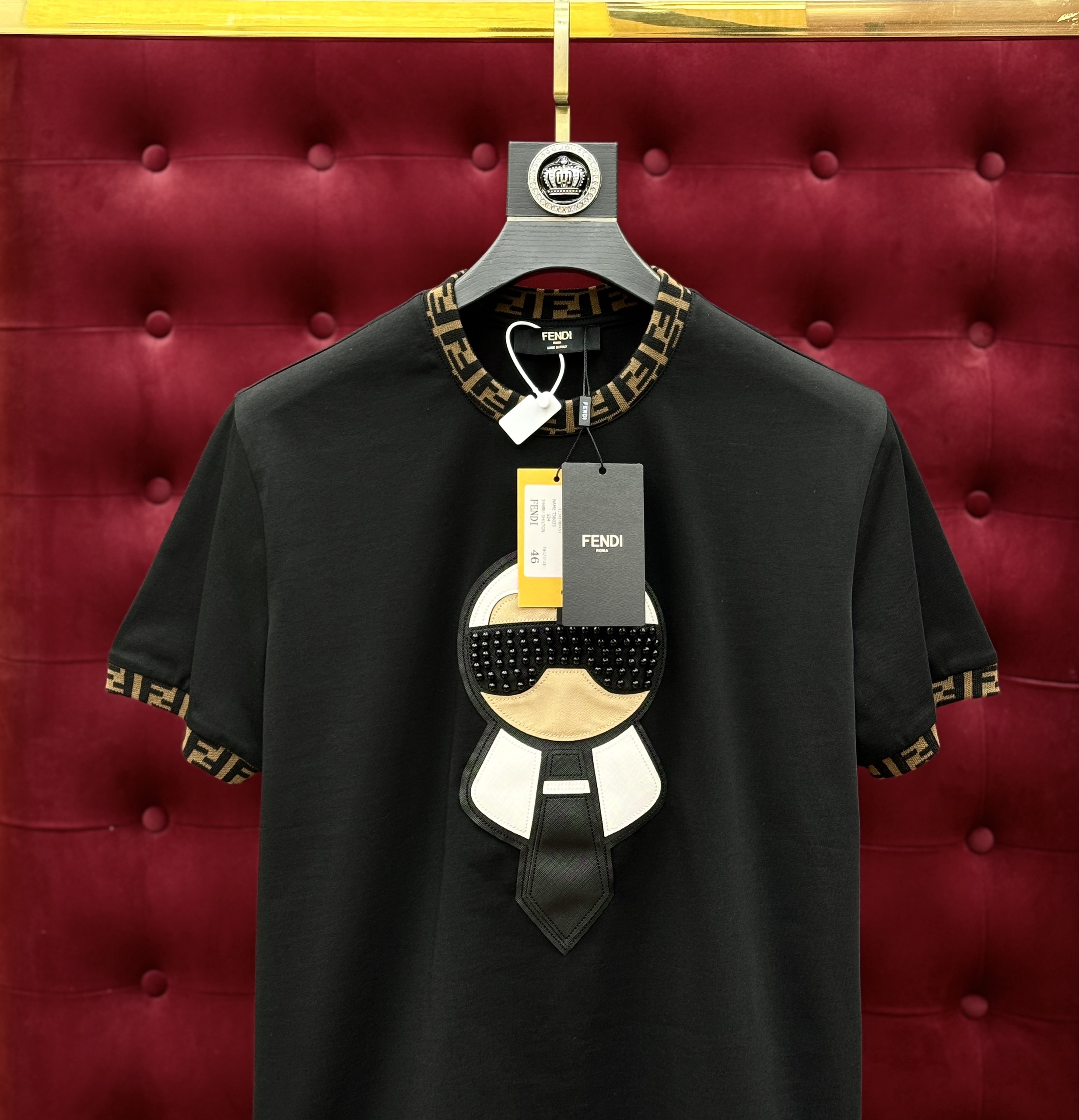 Áo phông T-shirt Fendi FF logo da thêu họa tiết cổ Like Auth on web CD