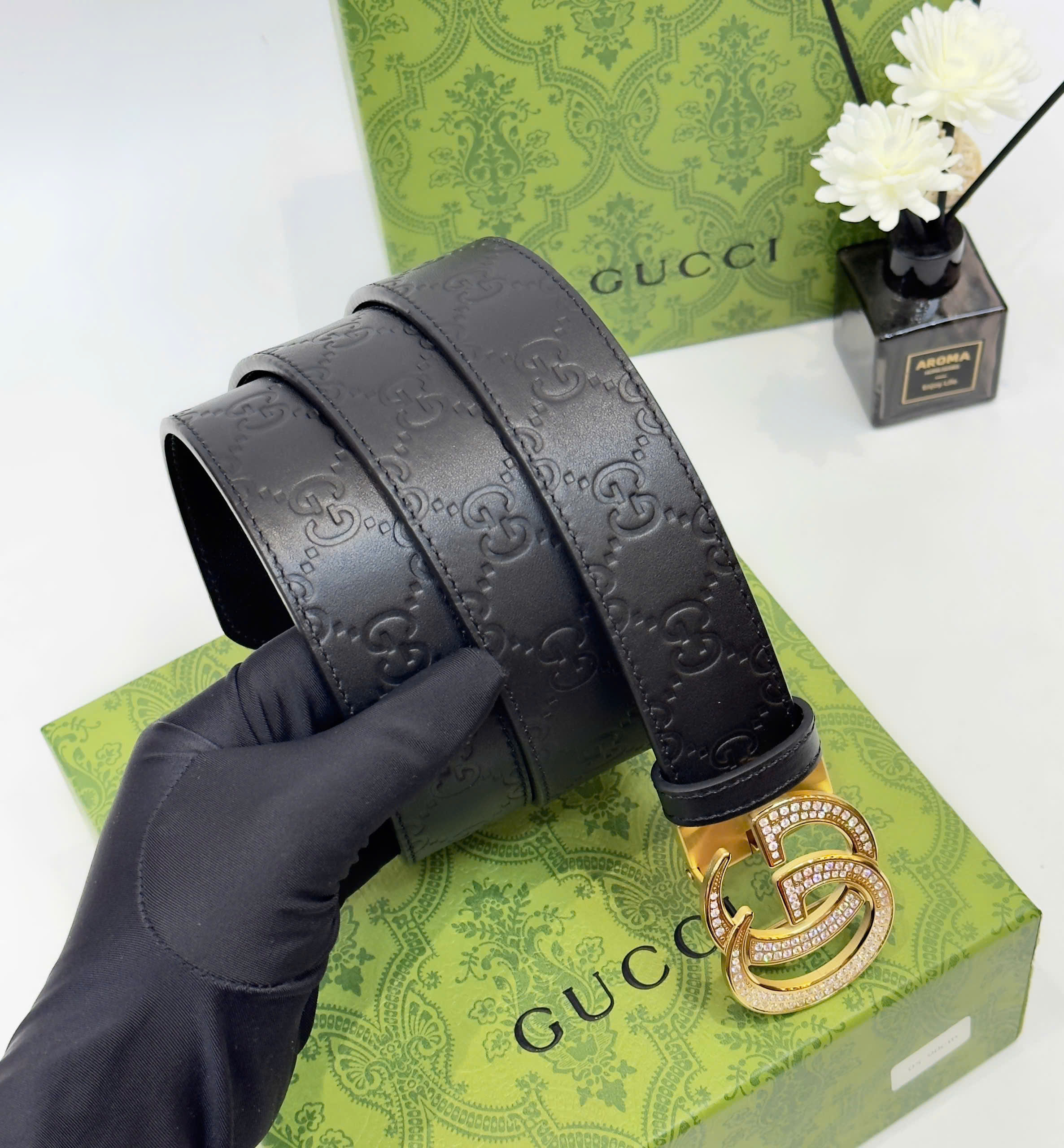 Thắt lưng, dây nịt, belt Gucci GC họa tiết dập chìm mặt logo Vàng đính đá size 85-110cm Like Auth 1-1 on web fullbox