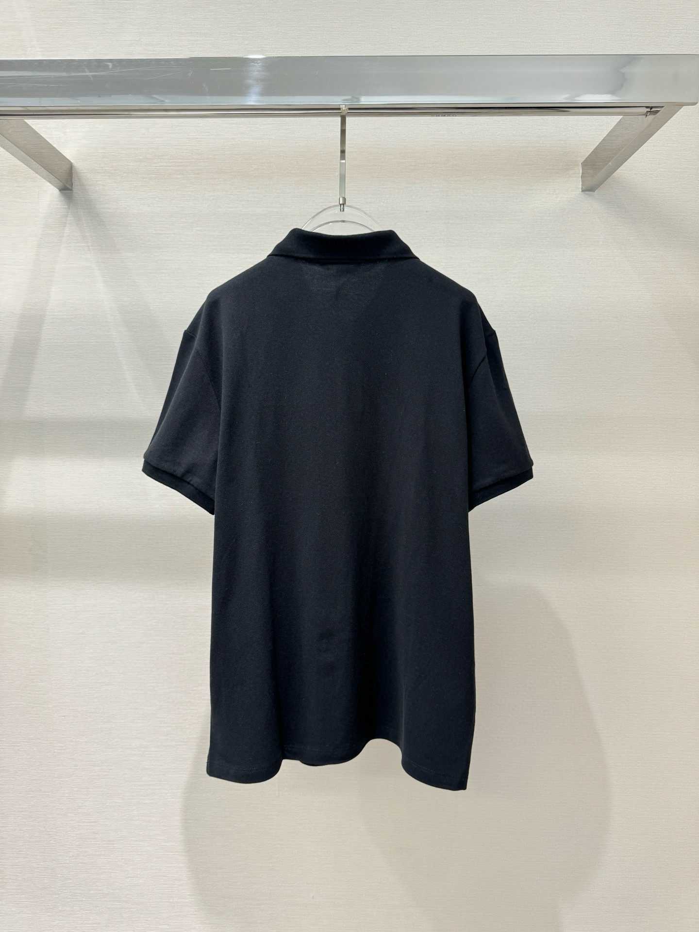 Áo polo Moncler M logo to thêu ngực Like Auth 1-1 on web VTN