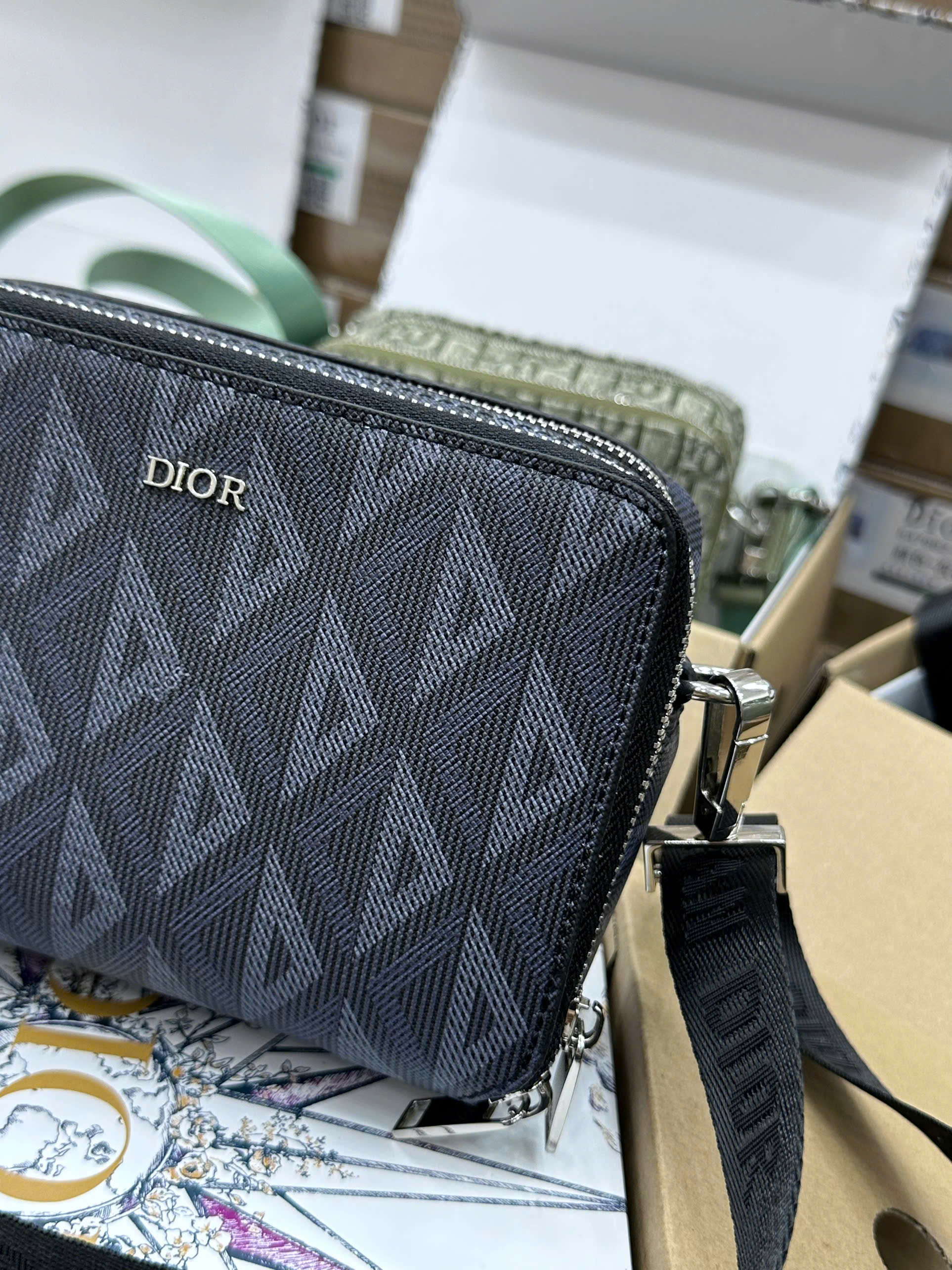 Túi vuông đeo chéo Dior CD họa tiết hình thoi kim cương Like Auth on web fullbox bill thẻ MVT