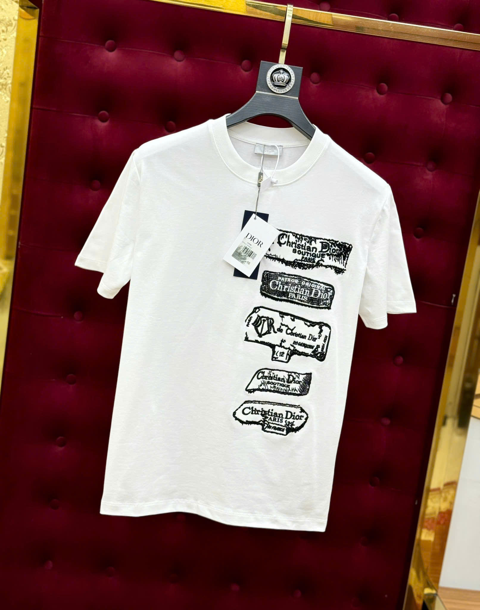 Áo phông T-shirt Dior CD họa tiết tag thêu ngực Like Auth on web CD