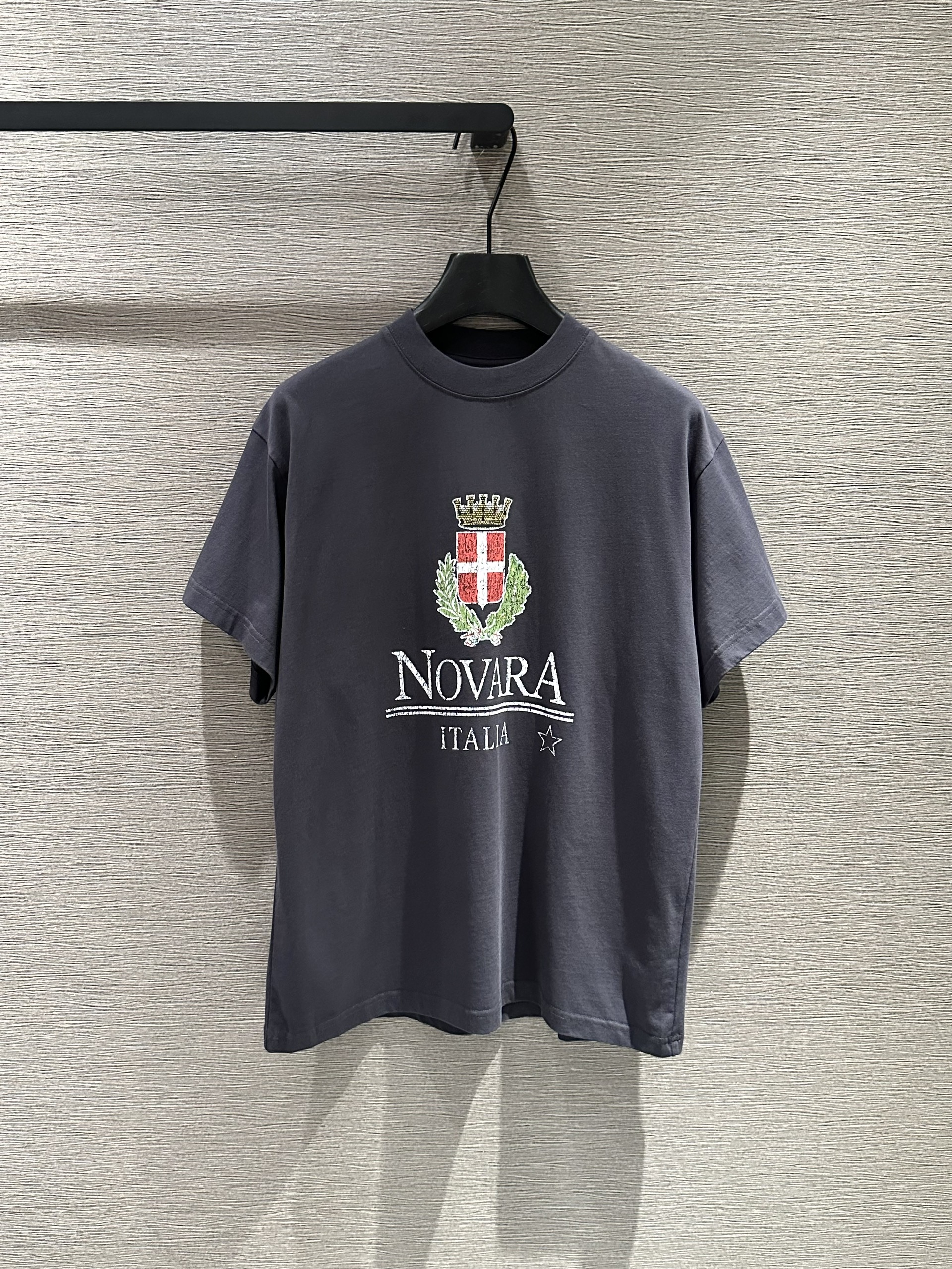 Áo phông T-shirt Balenciaga BB Xám họa tiết Novara Italia Like Auth on web VTN