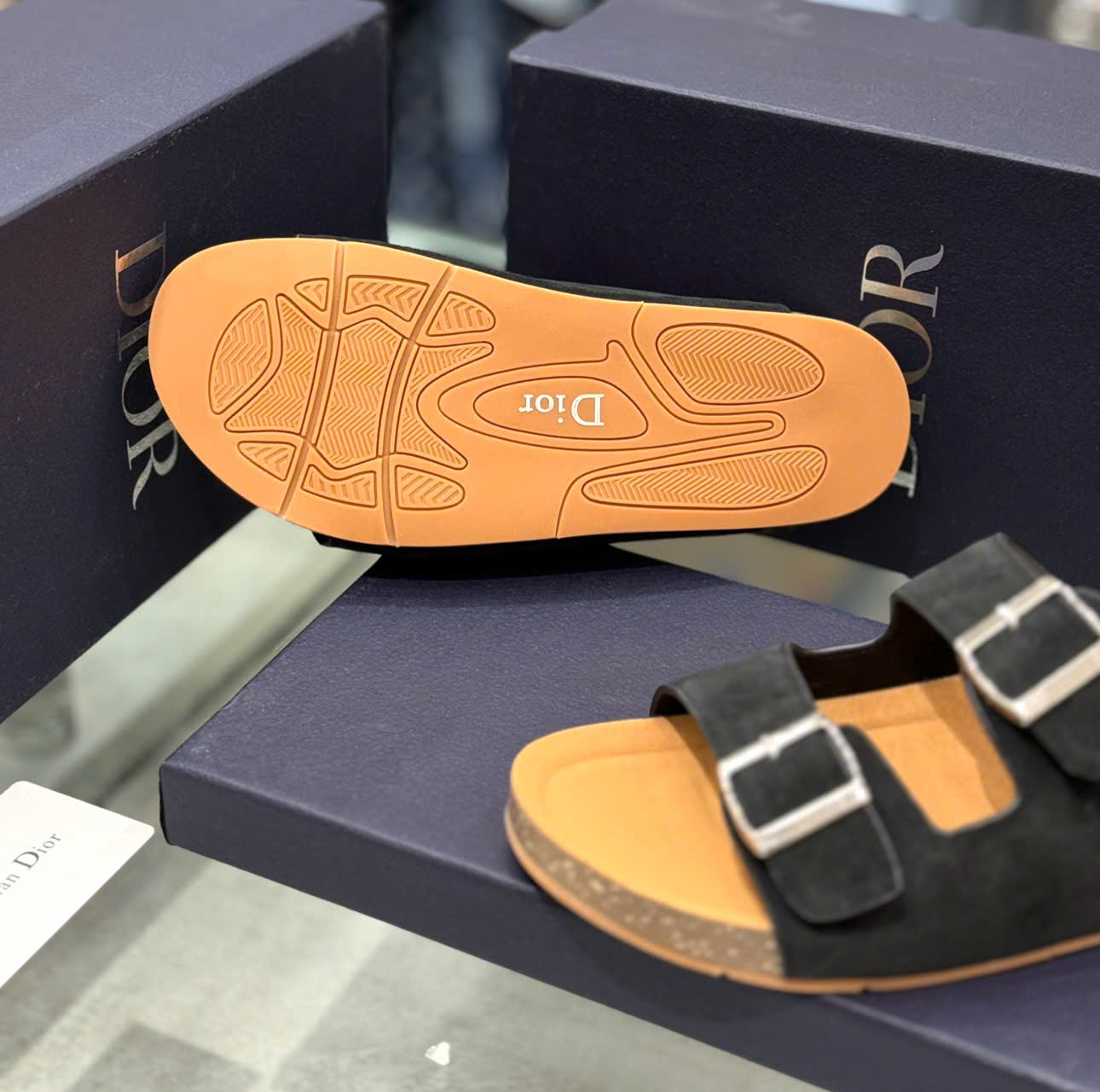 Dép lê quai ngang cài Dior CD Đen da lộn Like Auth on web fullbox bill thẻ DDT